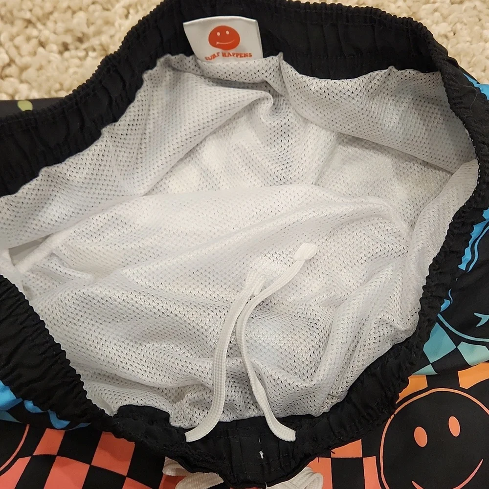 NWOT Big Chill Boys Swim Trunks size 18